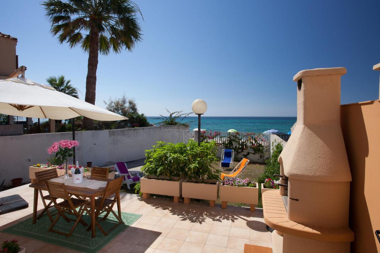 Villa Lucia sul mare Sant'Andrea  Exterior foto